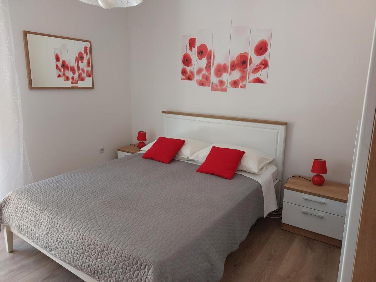 Soba Ana Hotel Крес Екстериор снимка