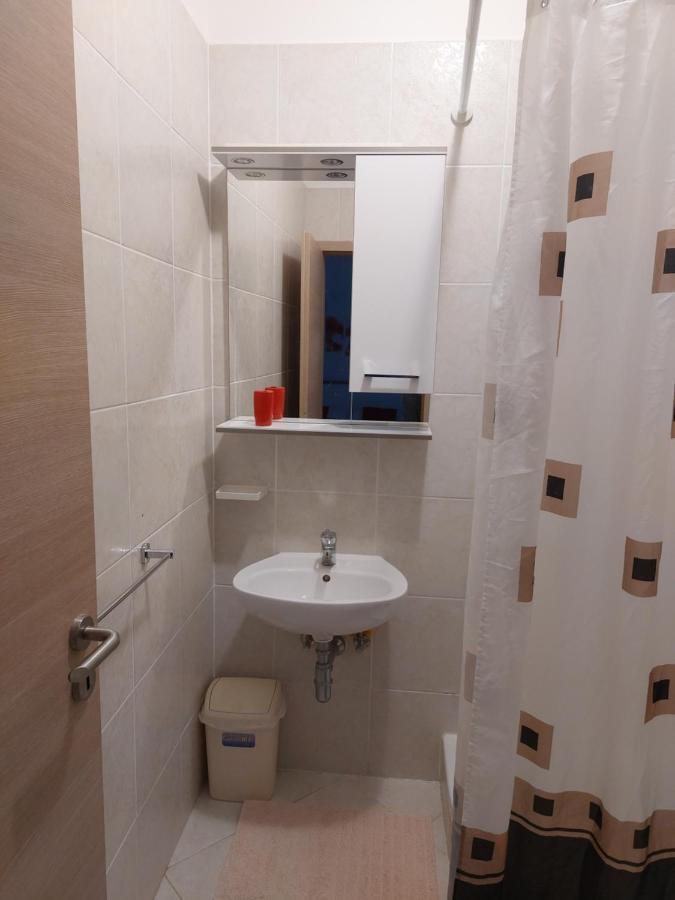 Soba Ana Hotel Крес Екстериор снимка